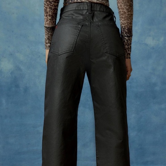 BDG Bella Baggy Jeans - Coated Denim - Picture 3 of 3